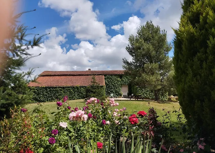 Maison Au Calme Avec Vue Etang